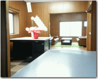 新しい事務所の写真