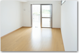 空室のマンションの一室