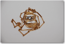 スタッフが取り置いた貴重品などの確認